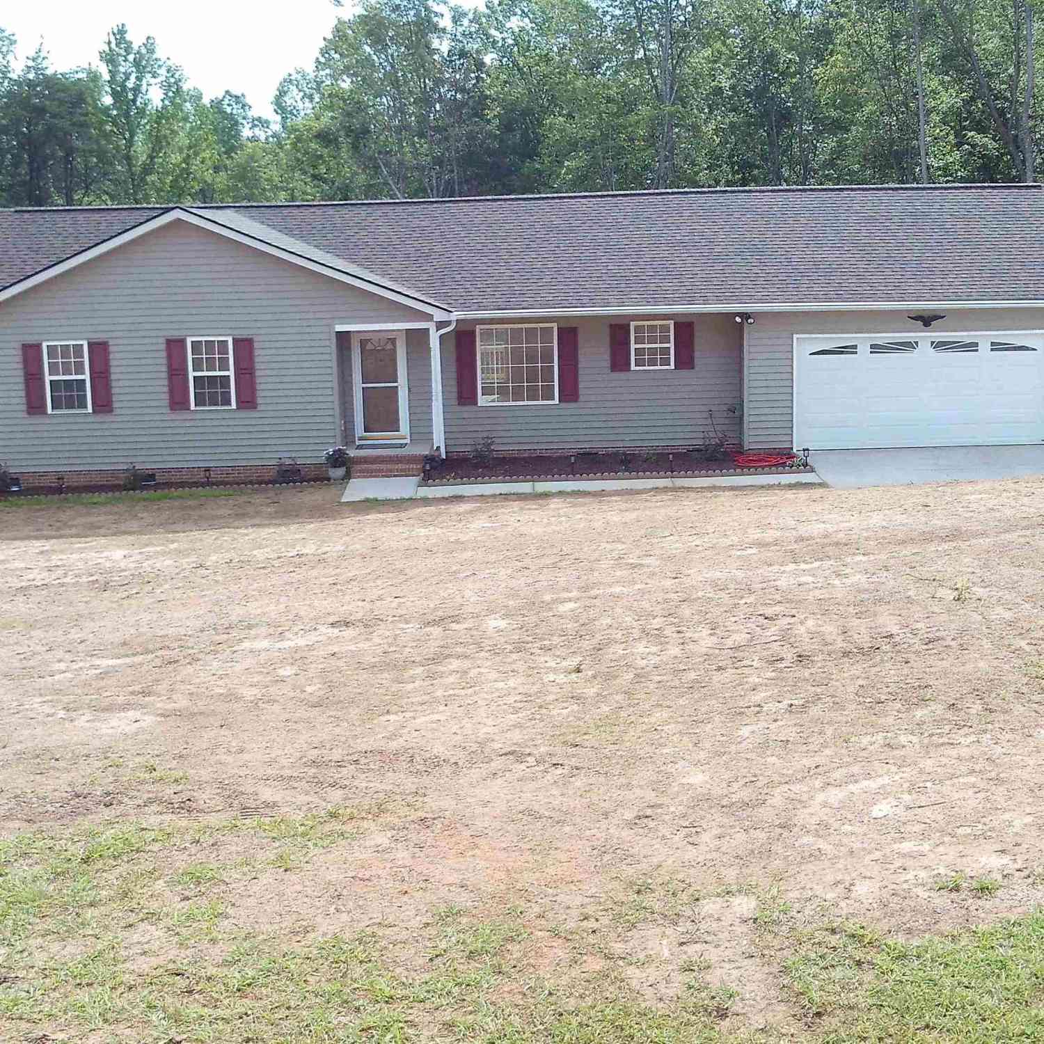 Homes For Sale - 425 N Mt. Tabor Church<br/> Easley, SC 29640