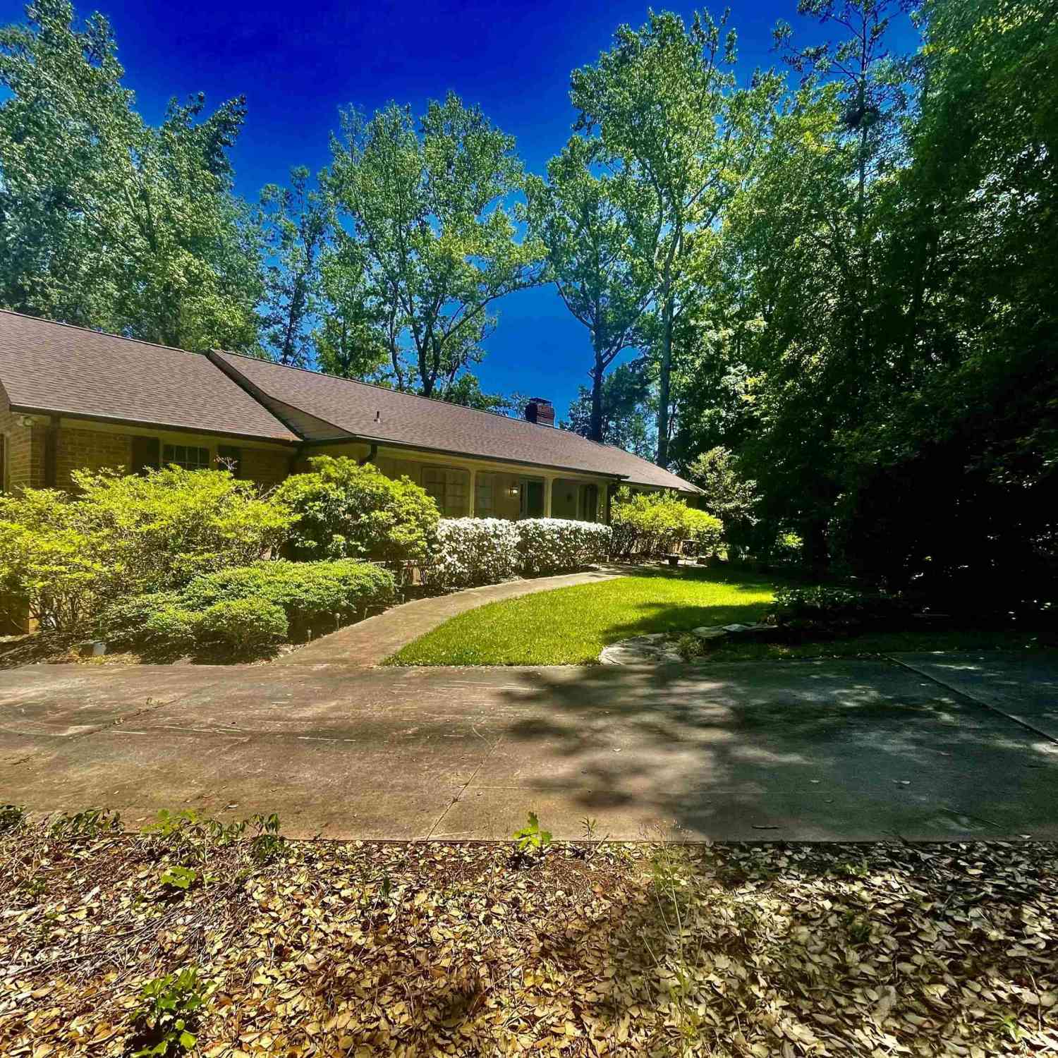 Homes For Sale - 213 Old Town<br/> Greenville County, Simpsonville, SC 29681