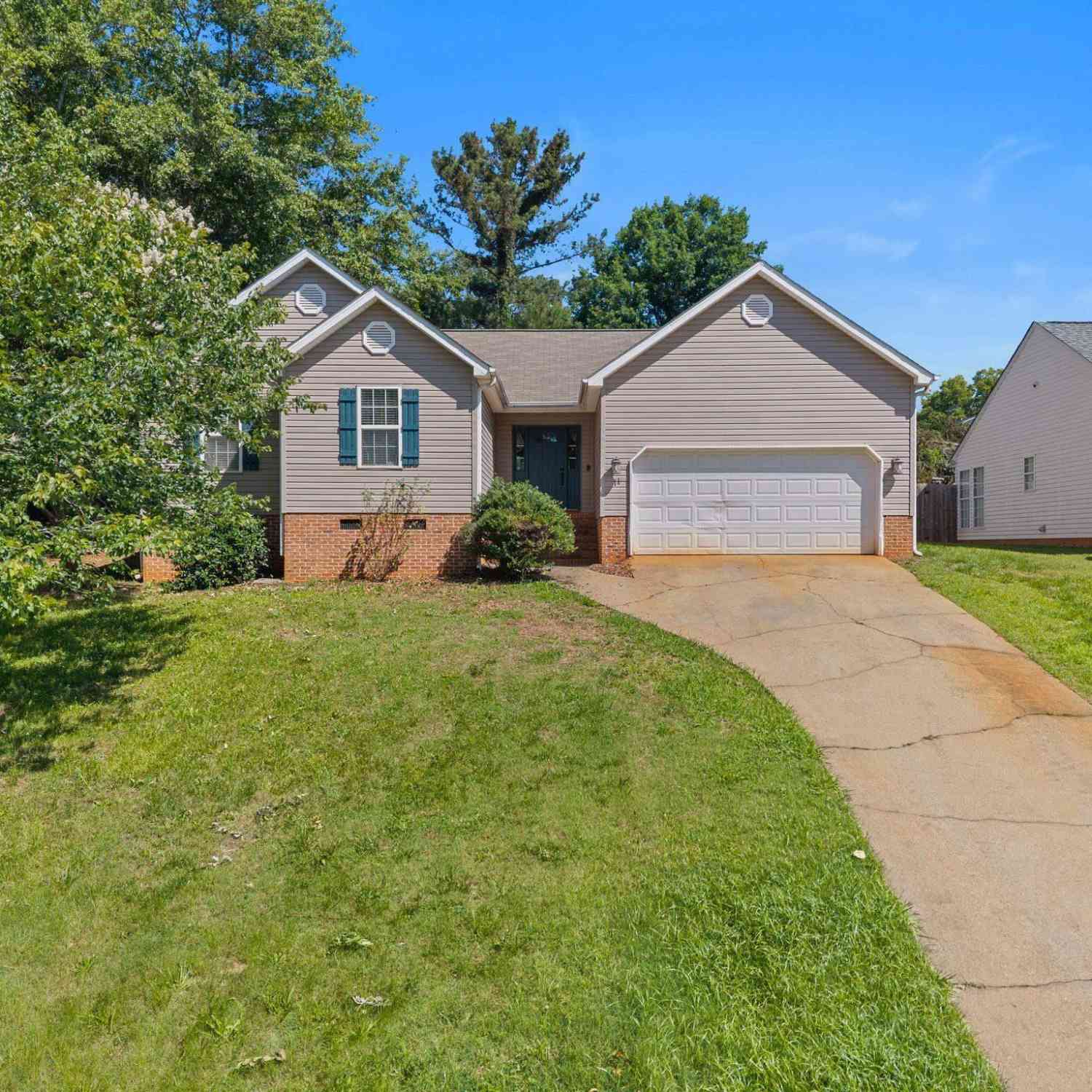 Homes For Sale - 11 River Watch<br/> Greenville, SC 29605