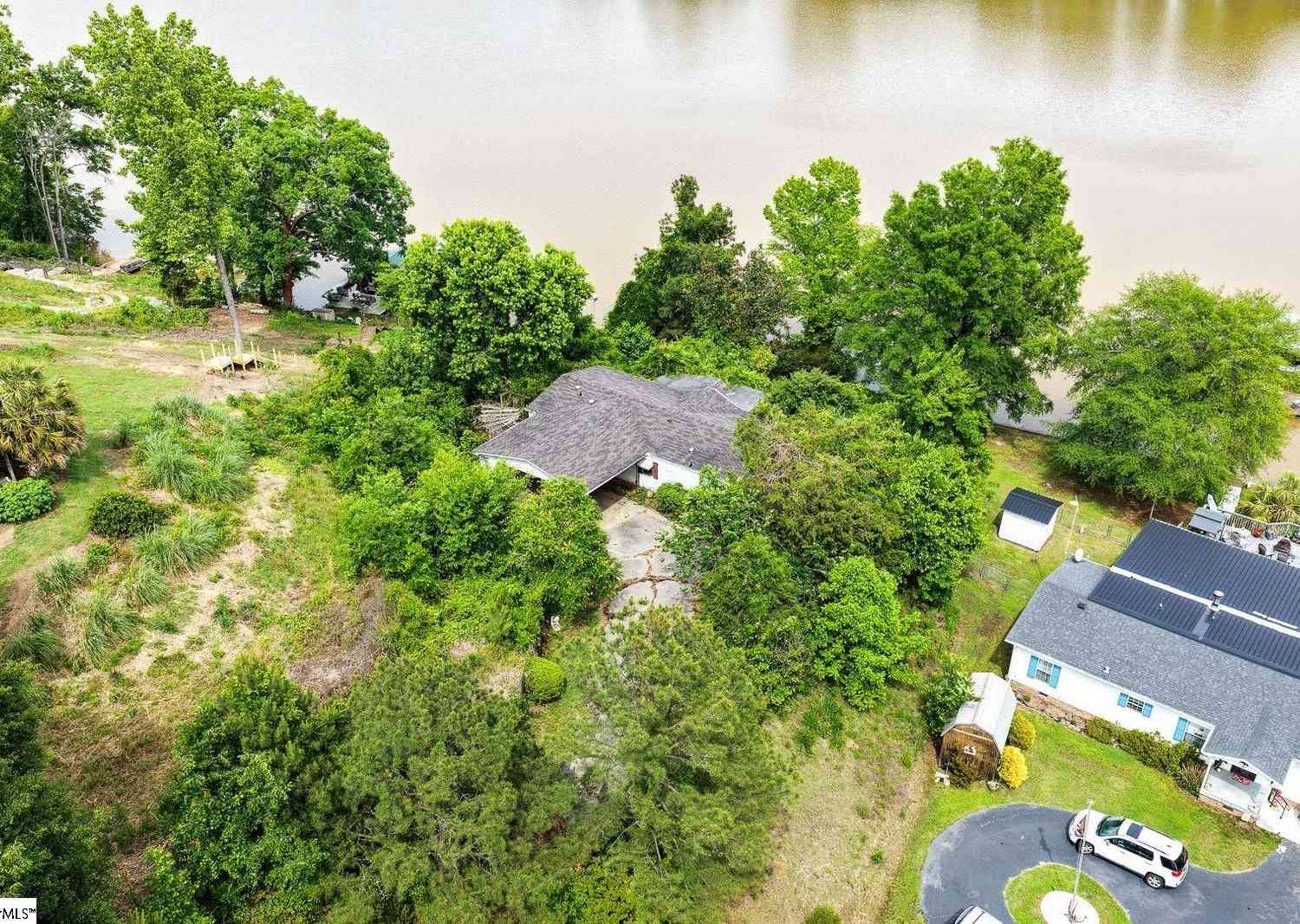 Mobile Home For Sale - 452 Harbor Crest<br/> Waterloo, SC 29384