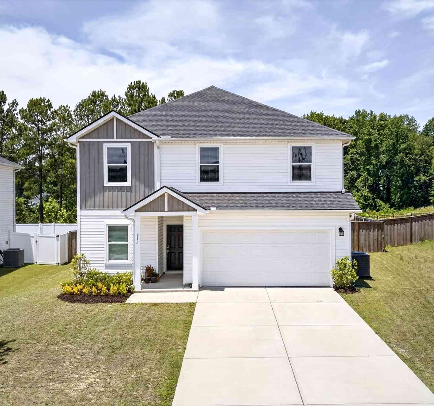 Homes For Sale - 116 Layken<br/> Fountain Inn, SC 29644