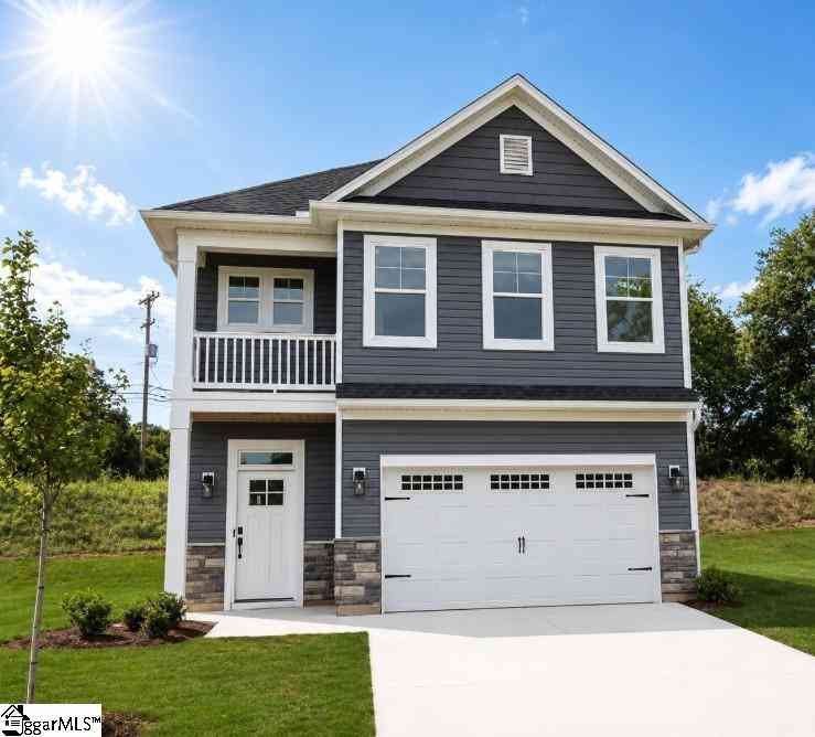 Homes For Sale - 252 Brown<br/> Easley, SC 29642
