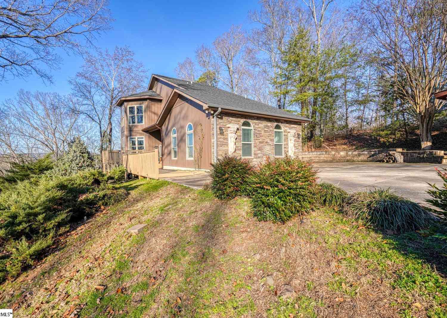 Homes For Sale - 118 Sunset<br/> Inman, SC 29349
