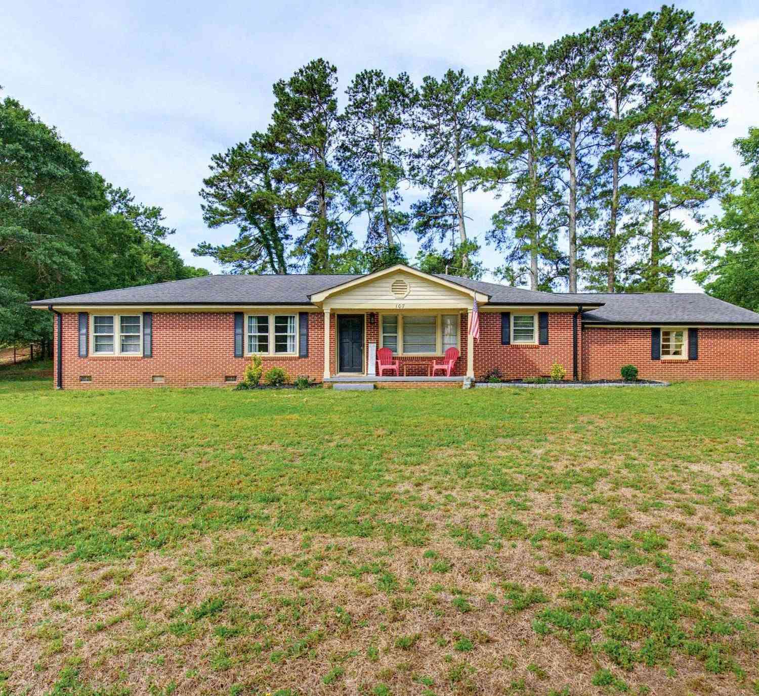 Homes For Sale - 107 Wilson<br/> Anderson, SC 29625