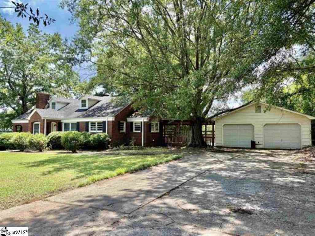 Homes For Sale - 4421 New Cut<br/> Inman, SC 29349