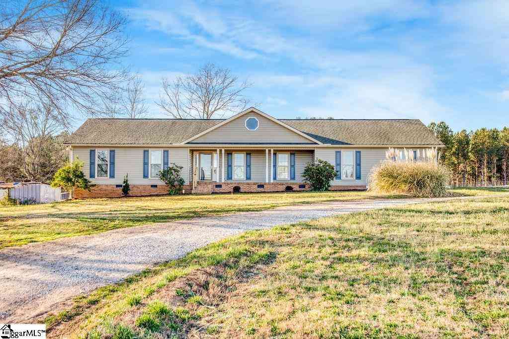 Homes For Sale - 4760 Cockrell<br/> Greer, SC 29651