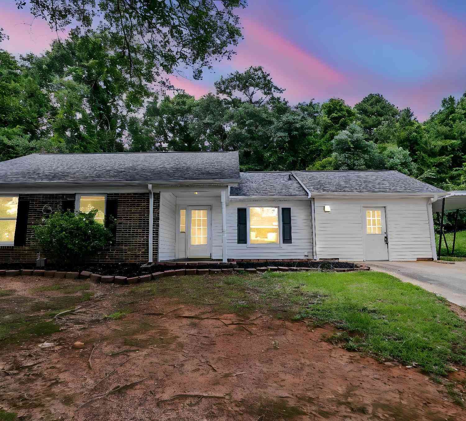 Homes For Sale - 38 Shore<br/> Greenville, SC 29611