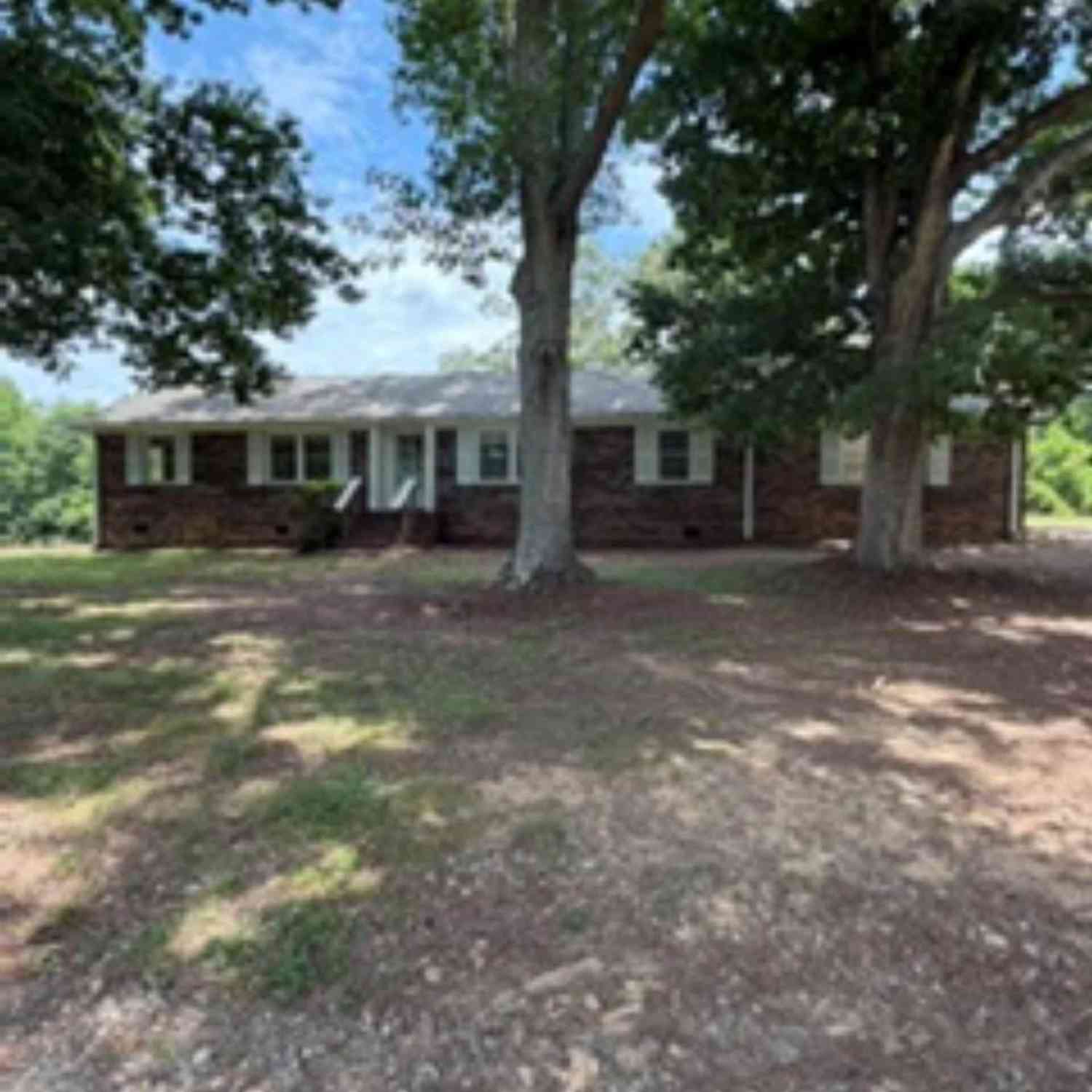 Homes For Sale - 140 Loftis<br/> Pelzer, SC 29669