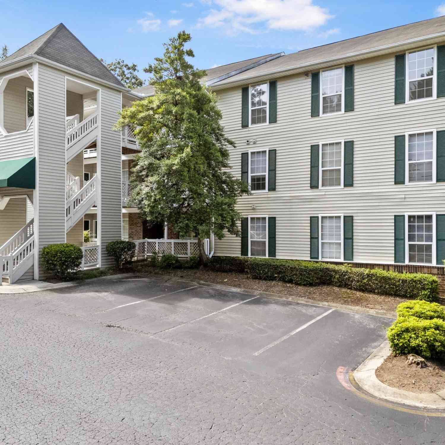 Condo For Sale - 102 Calhoun<br/> Clemson, SC 29631