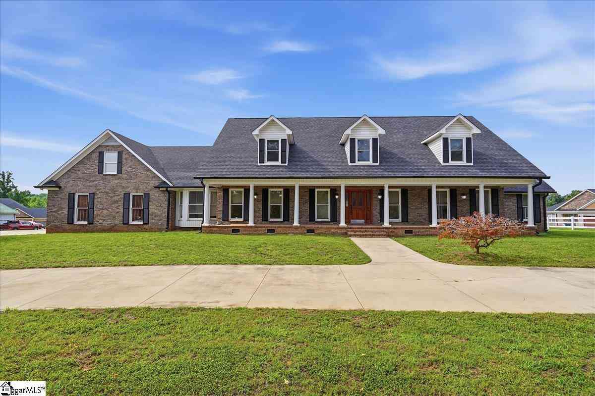Homes For Sale - 600 Pine Log Ford<br/> Travelers Rest, SC 29690