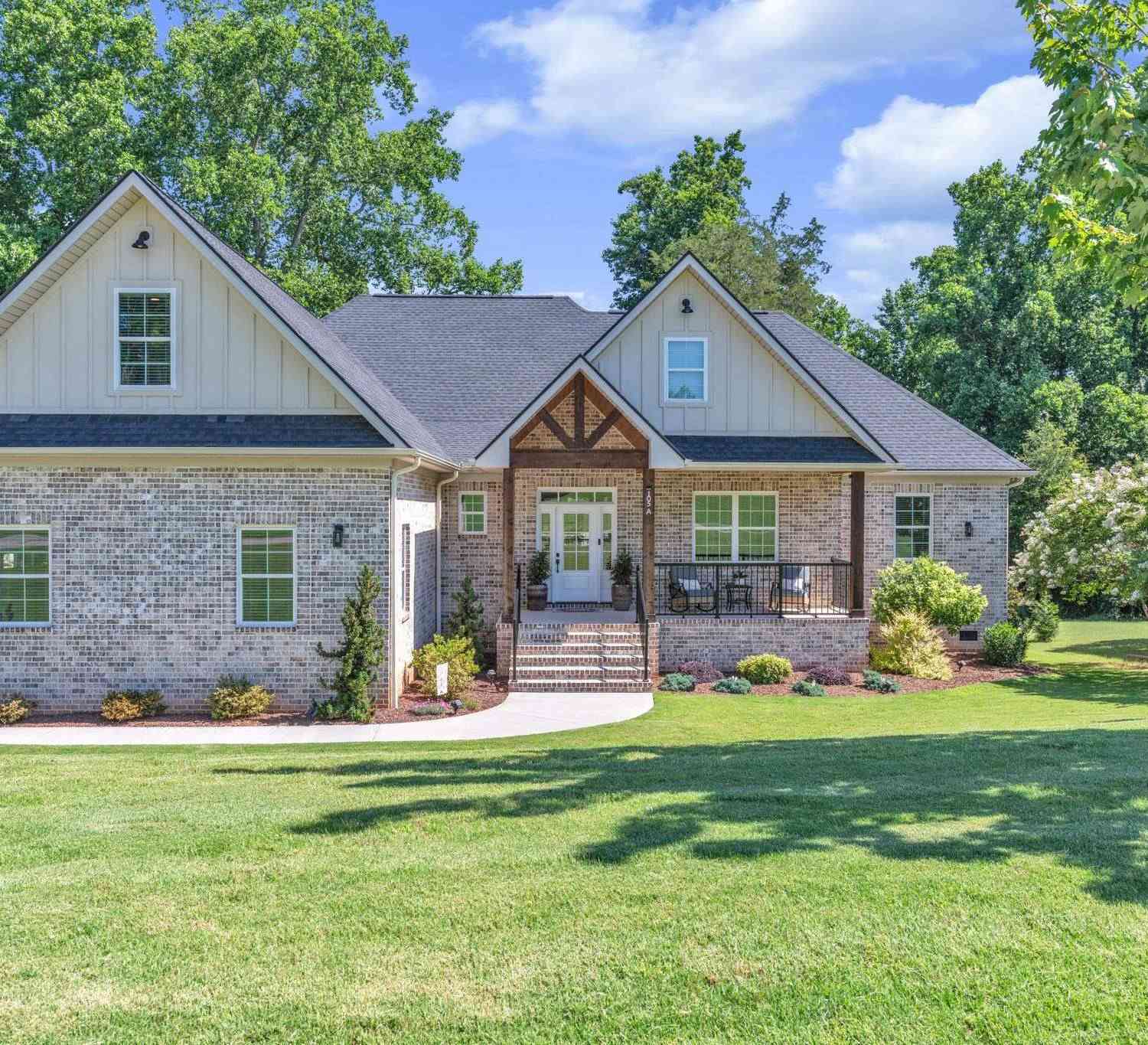 Homes For Sale - 105A Bree<br/> Anderson County, Anderson, SC 29621