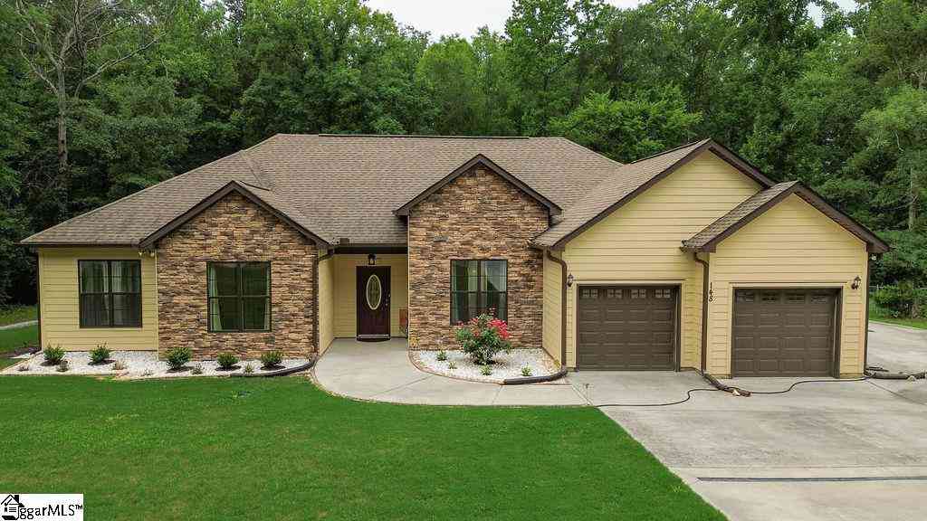 Homes For Sale - 148 Williams Wood<br/> Newberry County, Prosperity, SC 29127