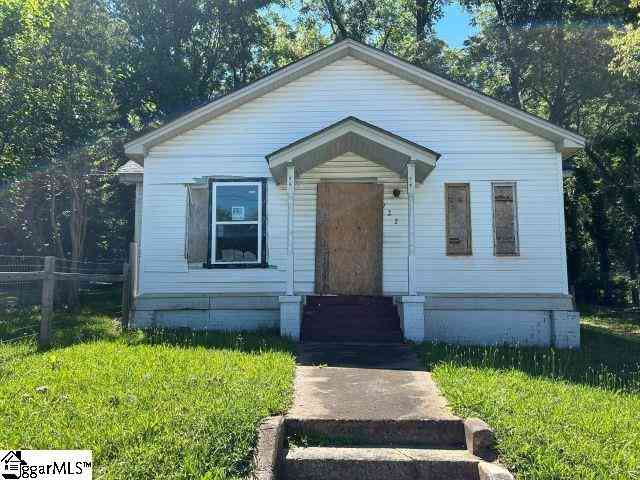 Homes For Sale - 922 N Logan<br/> Gaffney, SC 29341