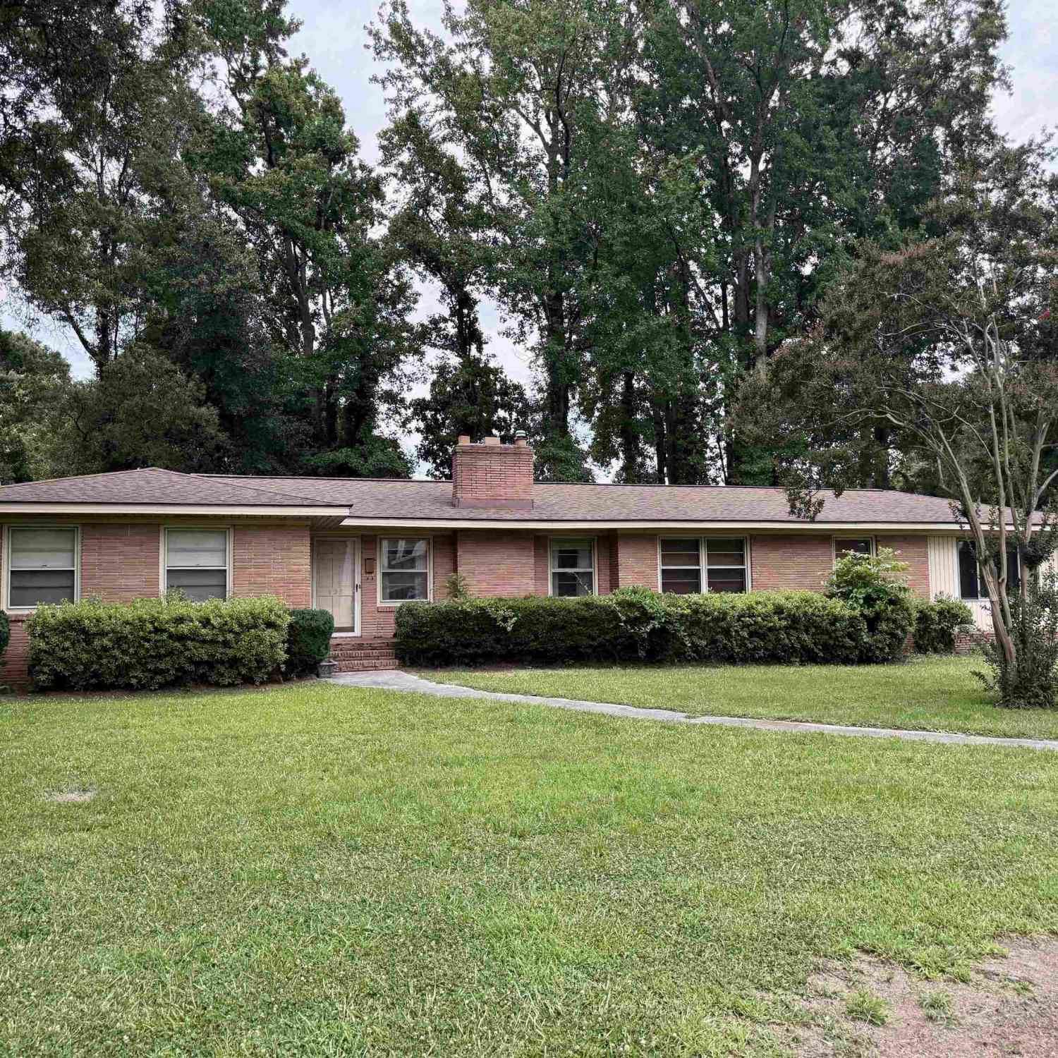 Homes For Sale - 105 Ansel<br/> Laurens County, Clinton, SC 29325
