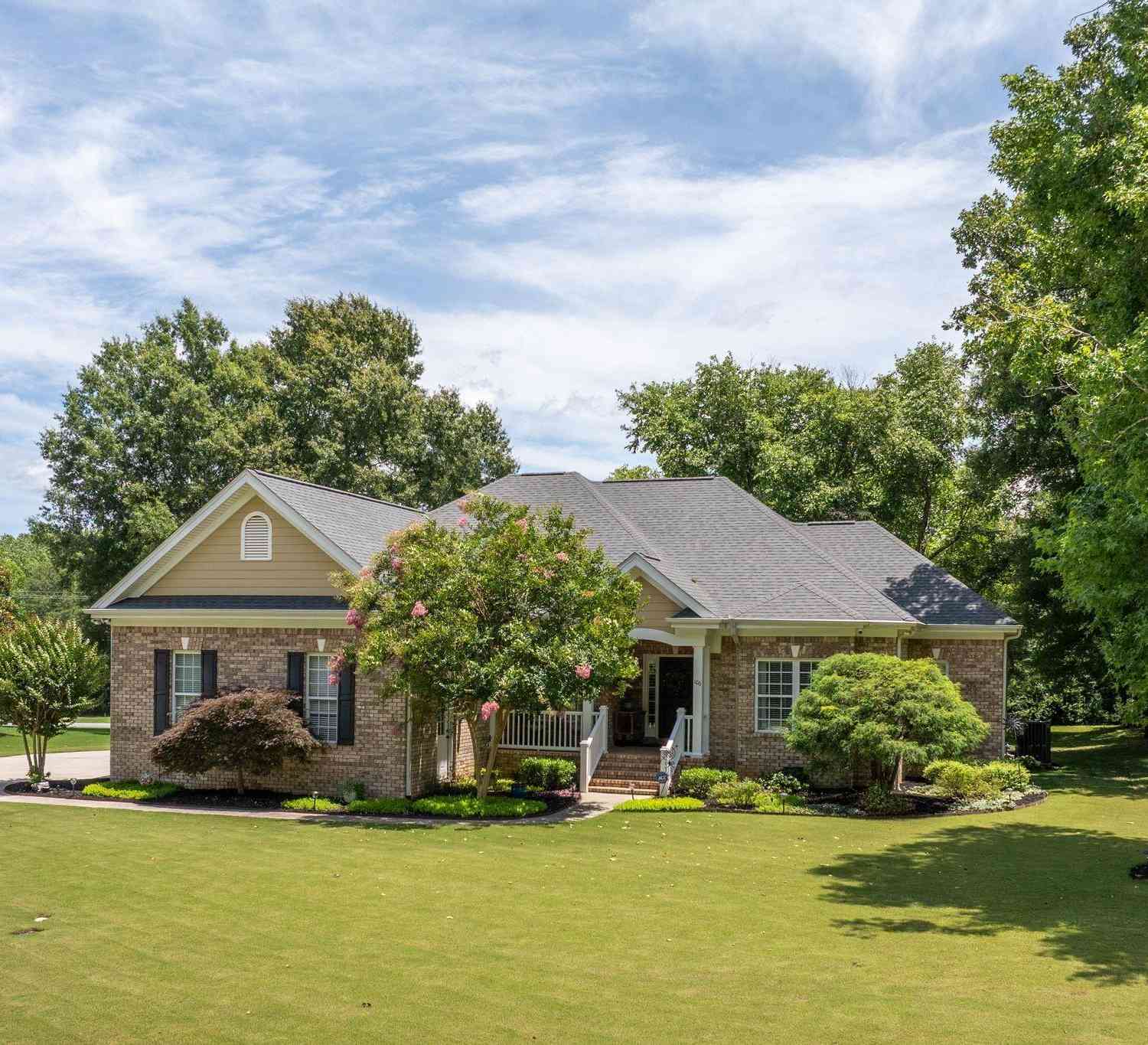 Homes For Sale - 106 Birch Meadow<br/> Piedmont, SC 29673