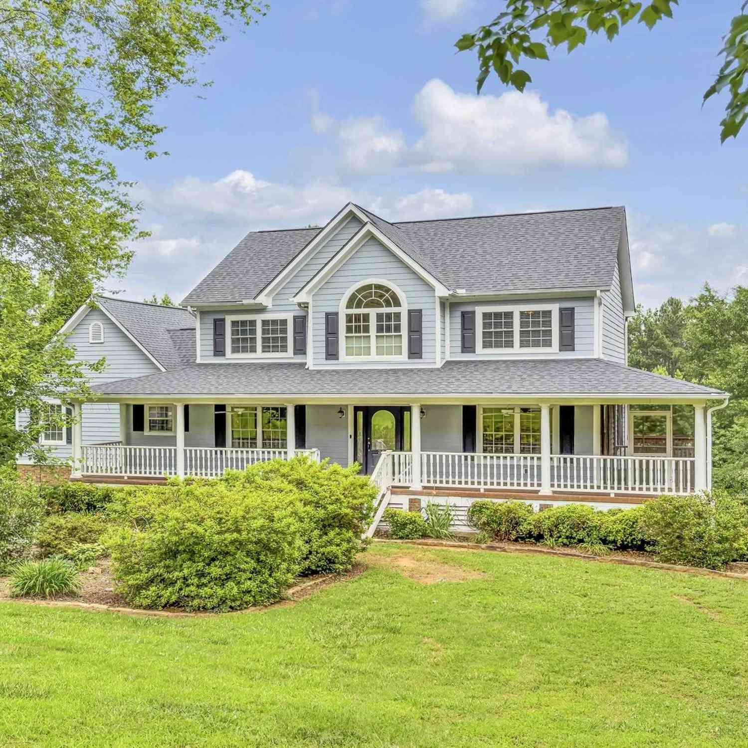 Homes For Sale - 204 Long View<br/> Pickens, SC 29671