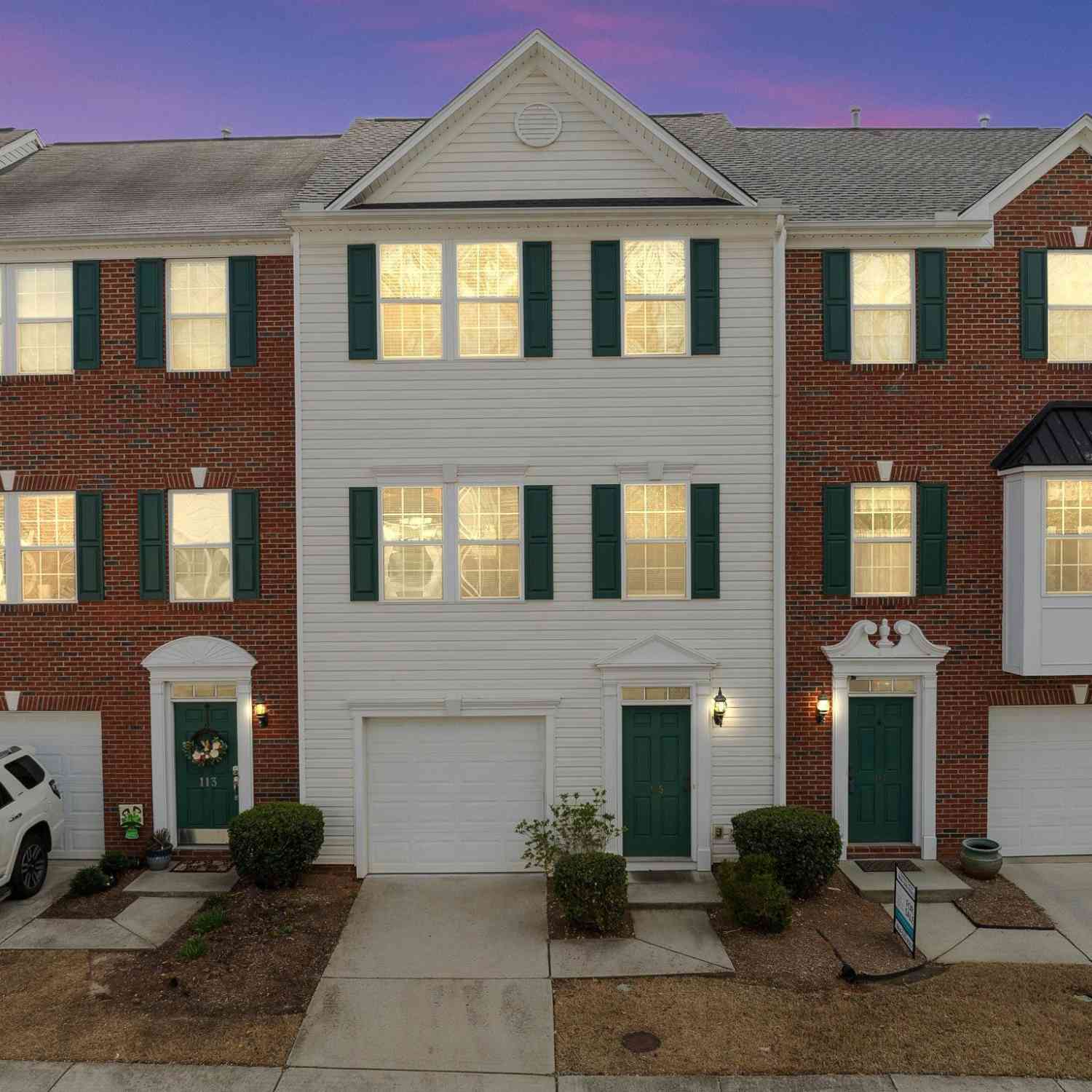Townhouse For Sale - 115 Sylvan Oak<br/> Greenville County, Simpsonville, SC 29681