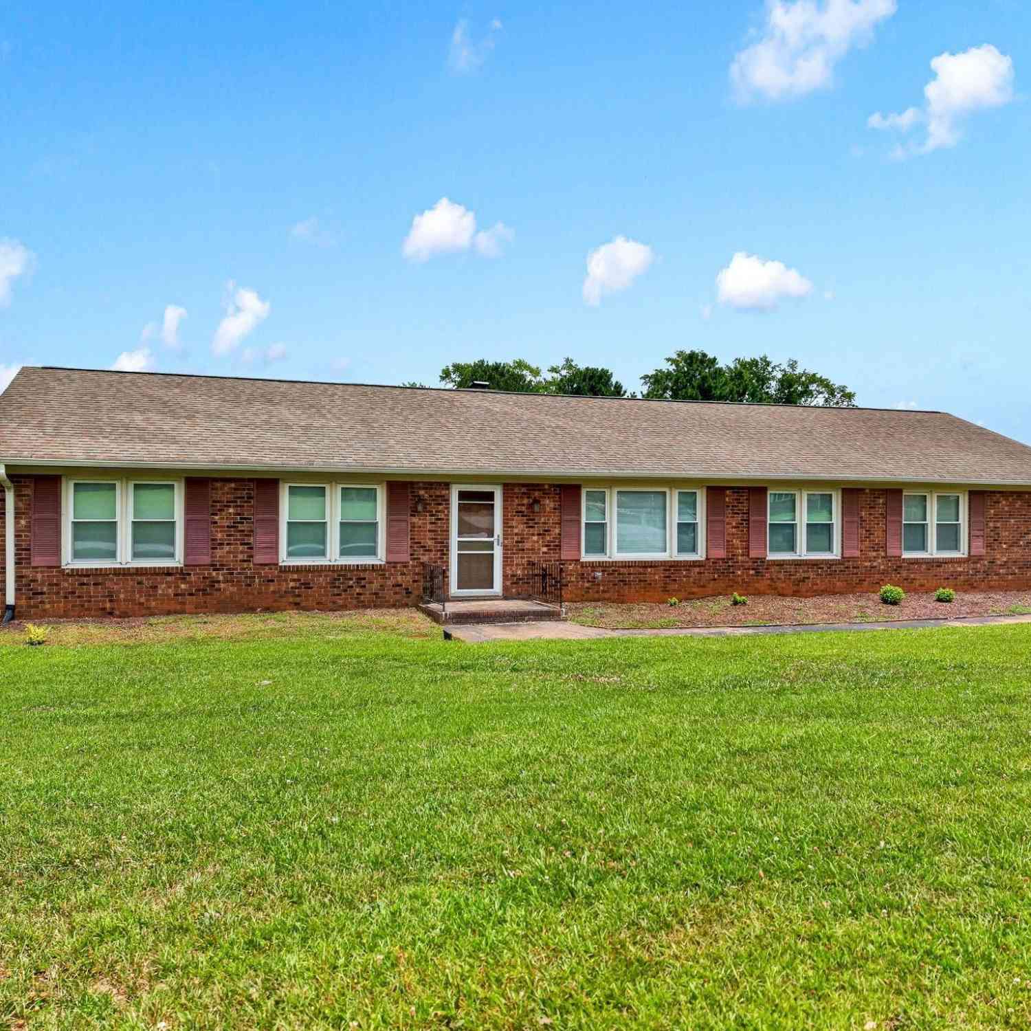 Homes For Sale - 4067 Anderson Mill<br/> Spartanburg County, Spartanburg, SC 29301