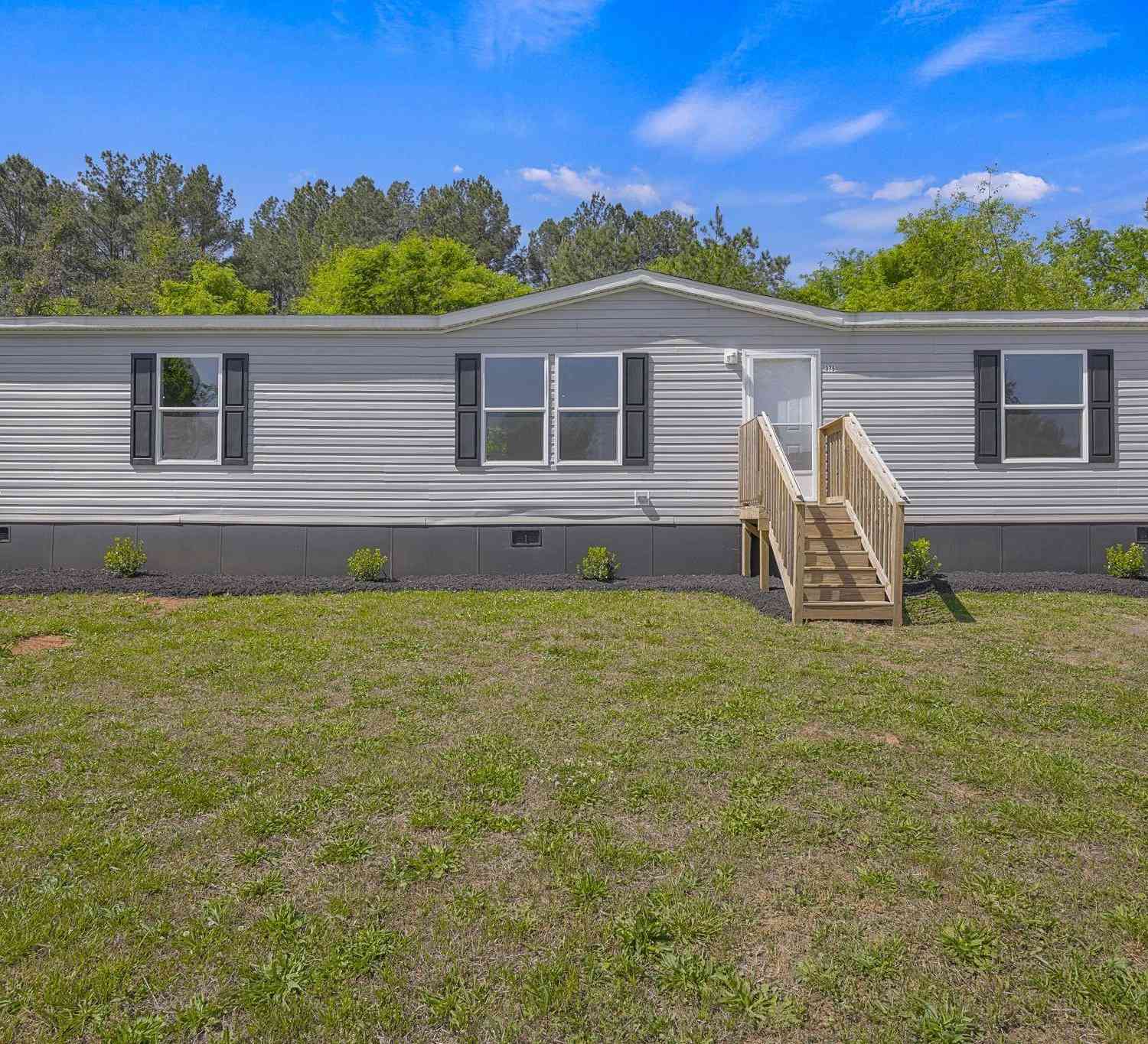 Mobile Home For Sale - 375 Griggs<br/> Six Mile, SC 29682