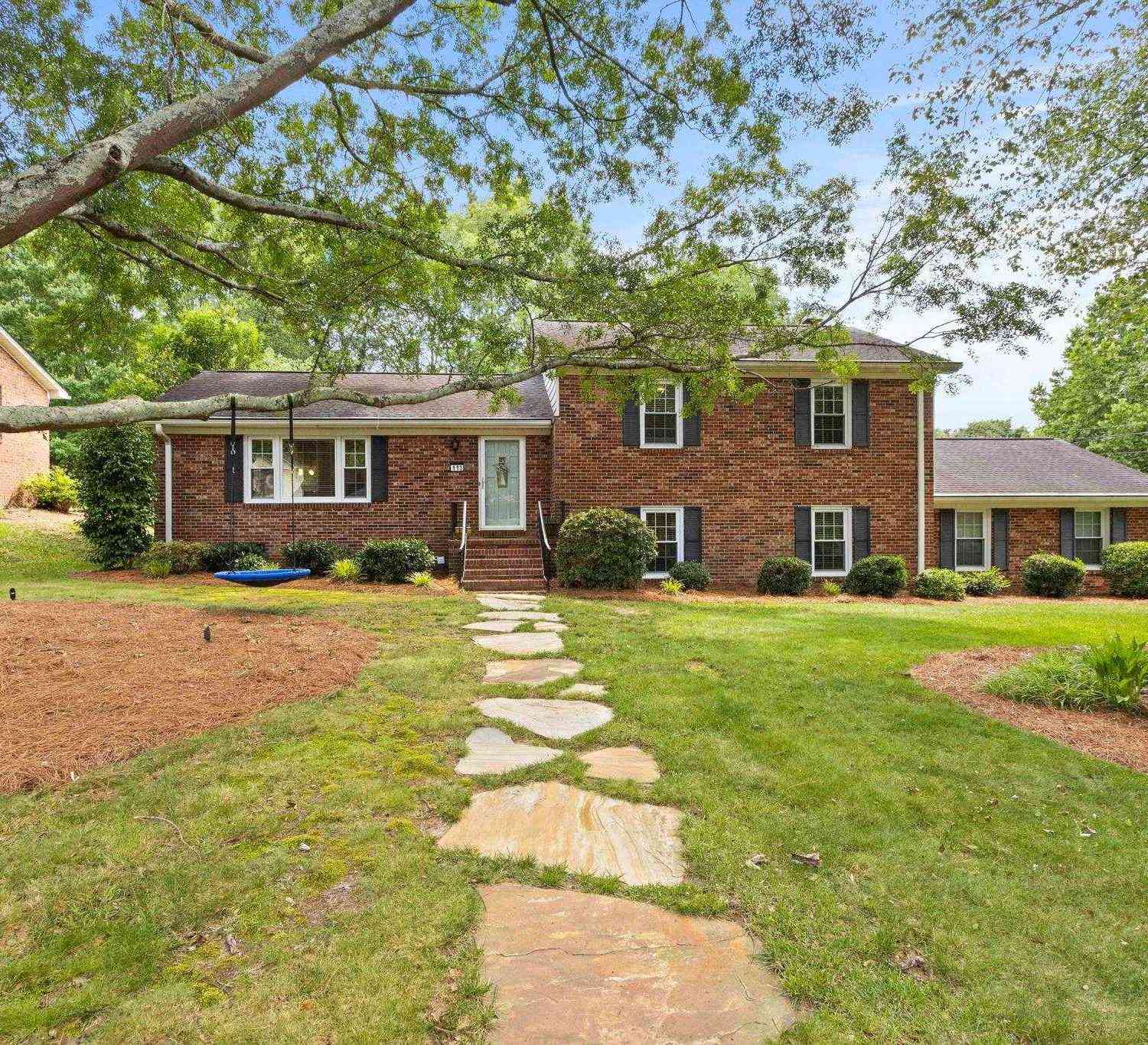 Homes For Sale - 113 Abingdon<br/> Greenville County, Greenville, SC 29615