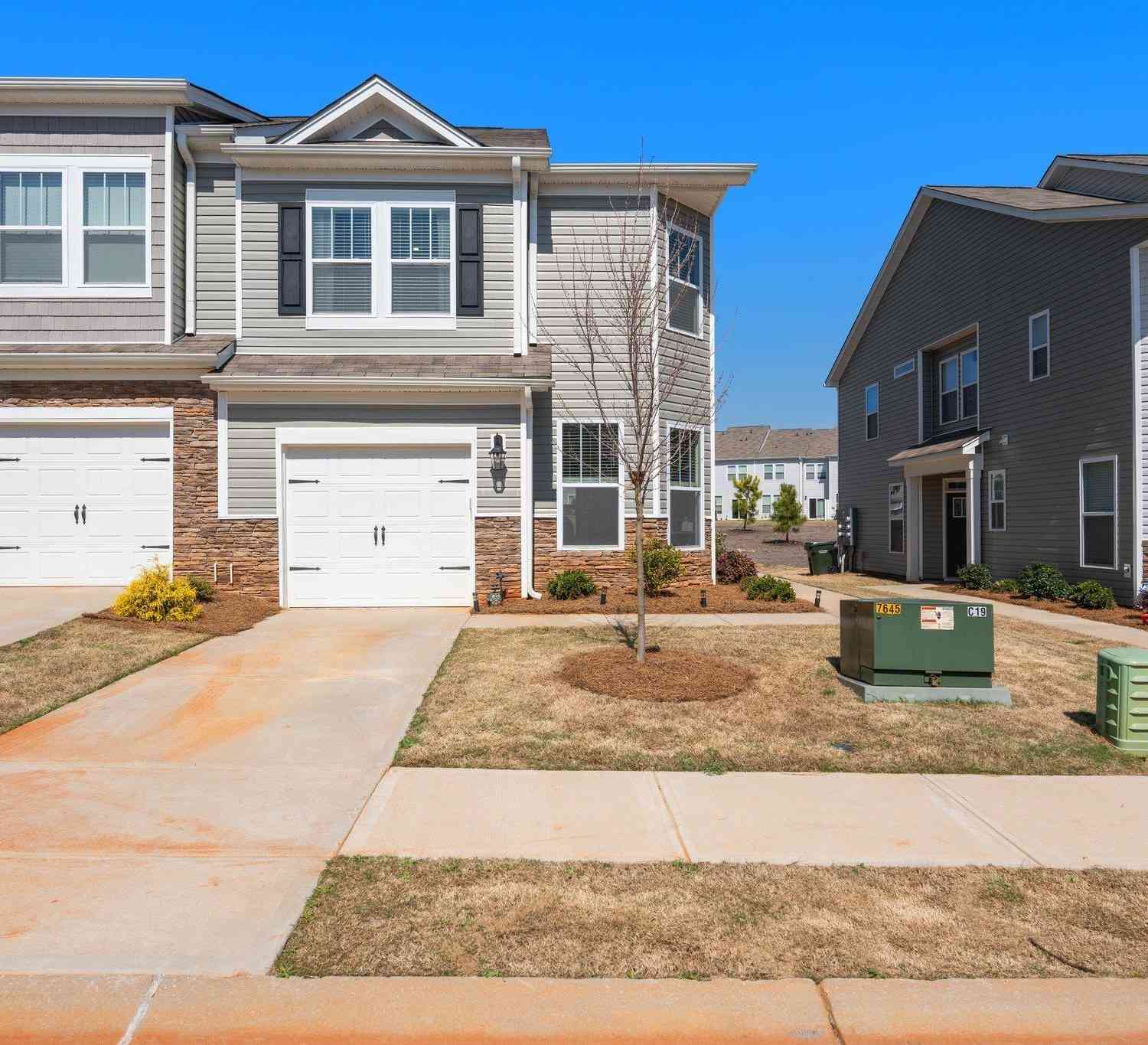 Townhouse For Sale - 15 Planters<br/> Greer, SC 29650