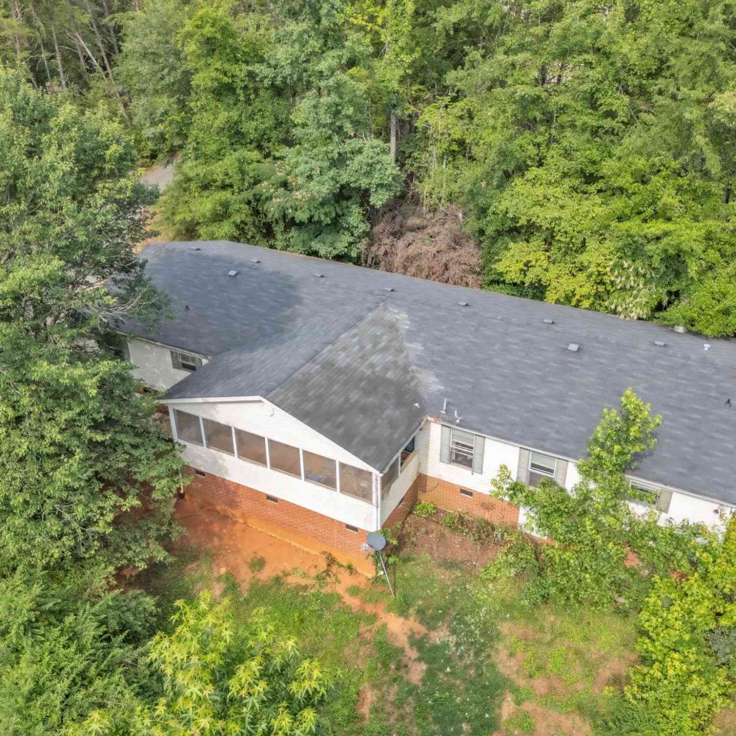 Mobile Home For Sale - 110 Diane<br/> Pickens County, Easley, SC 29640