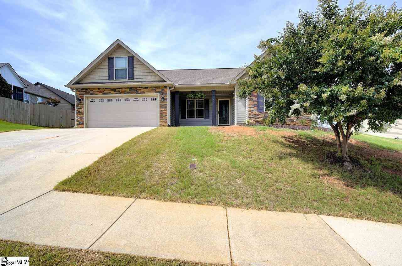 Homes For Sale - 411 Shoreline<br/> Spartanburg County, Boiling Springs, SC 29316