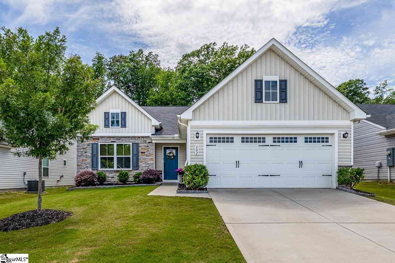 Homes For Sale - 302 Stockland<br/> Laurens County, Fountain Inn, SC 29644