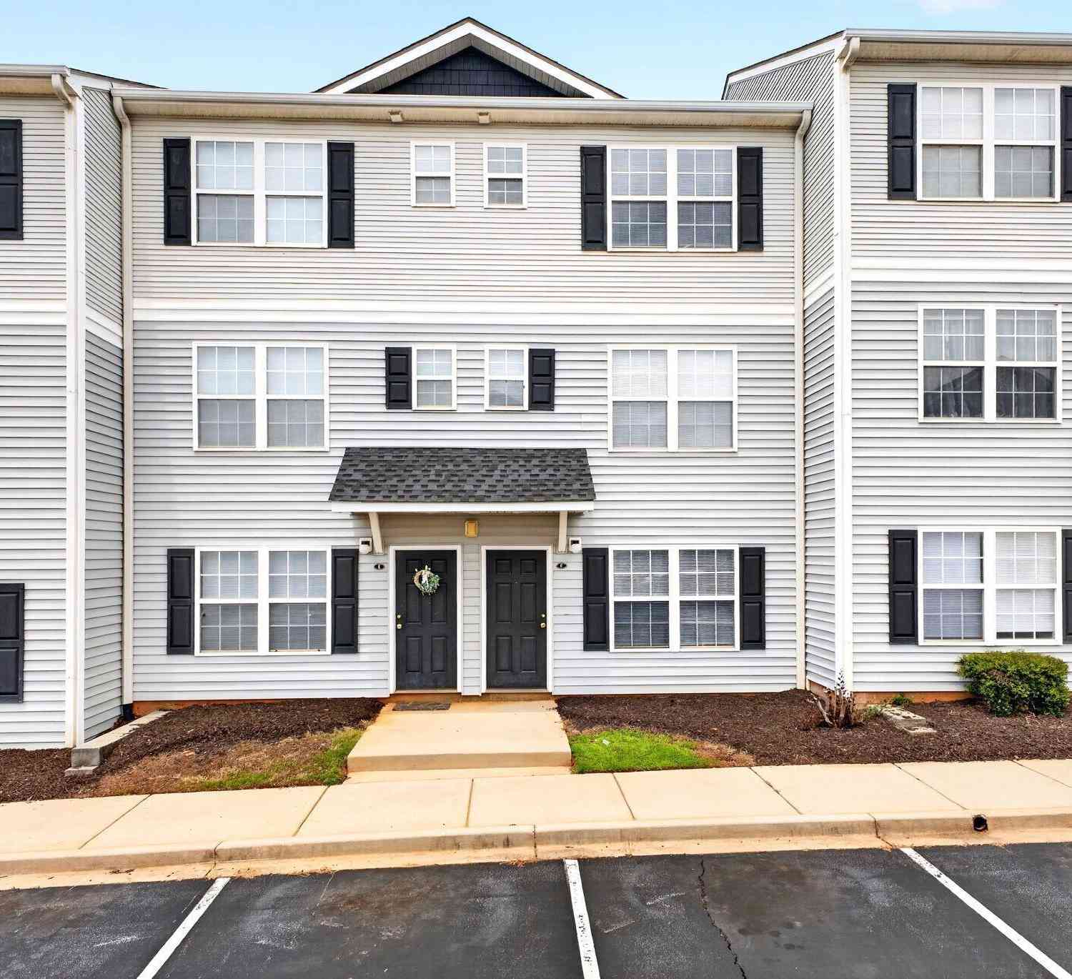 Townhouse For Sale - 206F Campus<br/> Pickens County, Central, SC 29630
