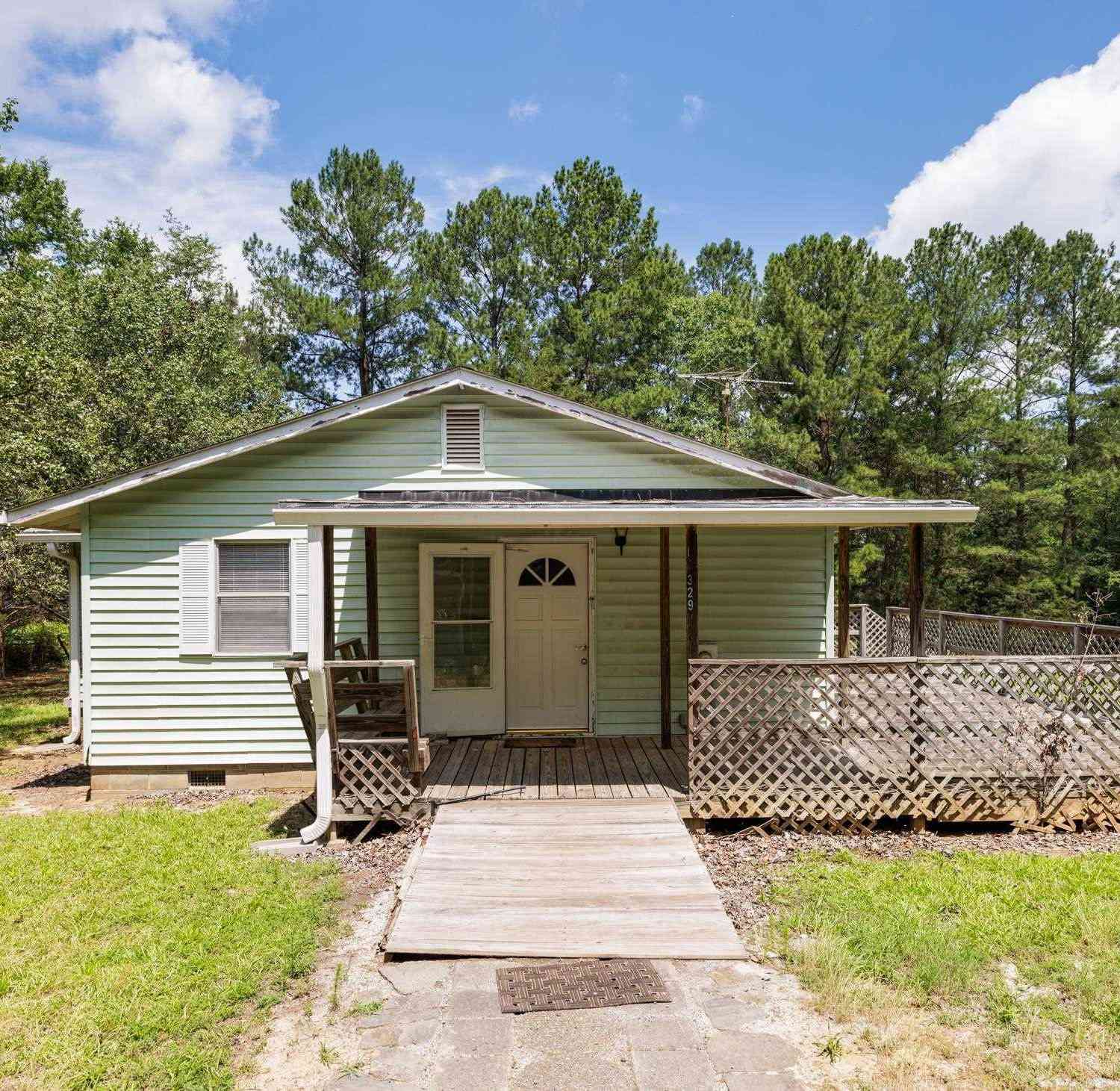 Homes For Sale - 329 Berry<br/> Greenville County, Pelzer, SC 29669