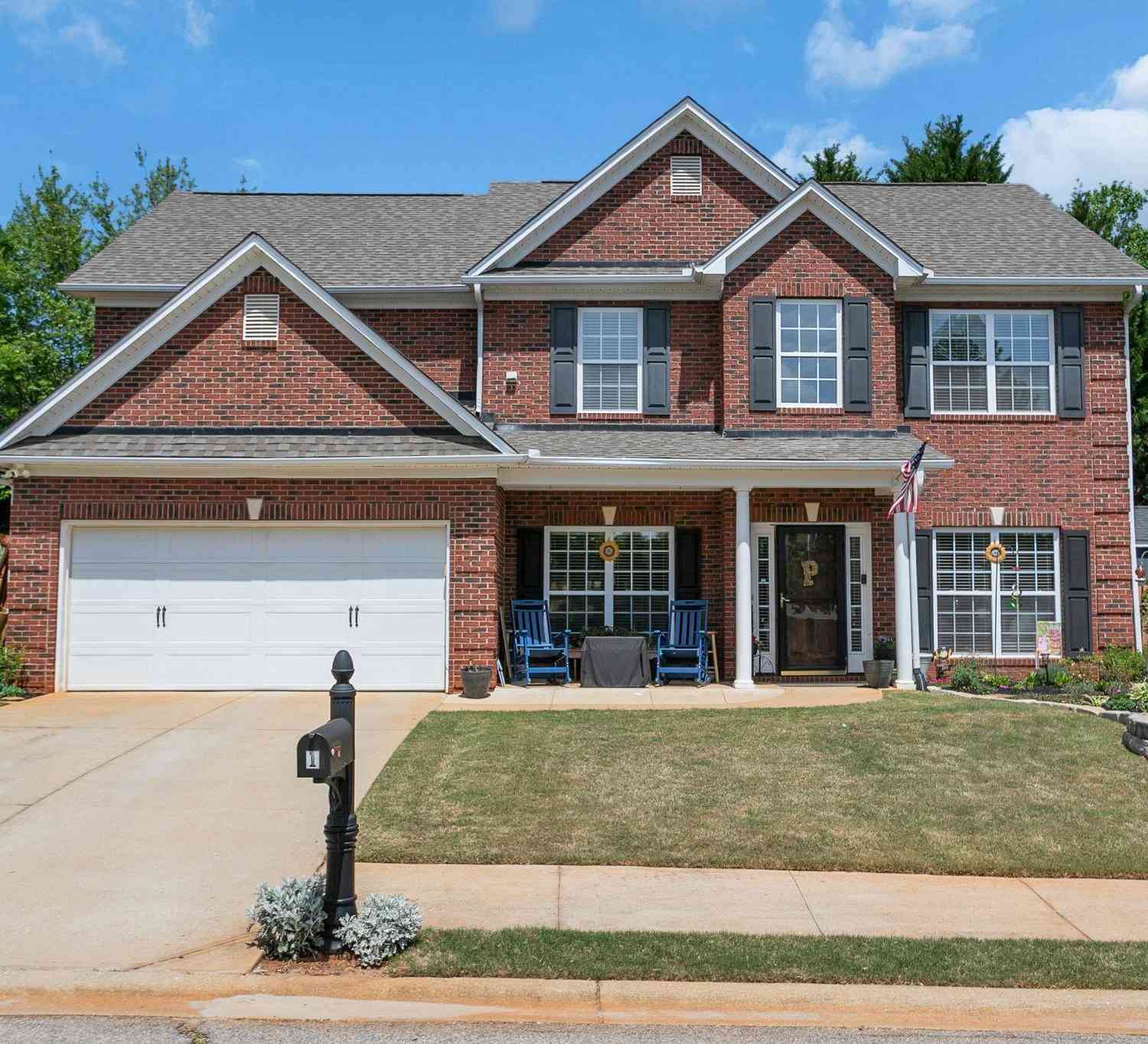 Homes For Sale - 1 Haddington<br/> Greenville, SC 29609