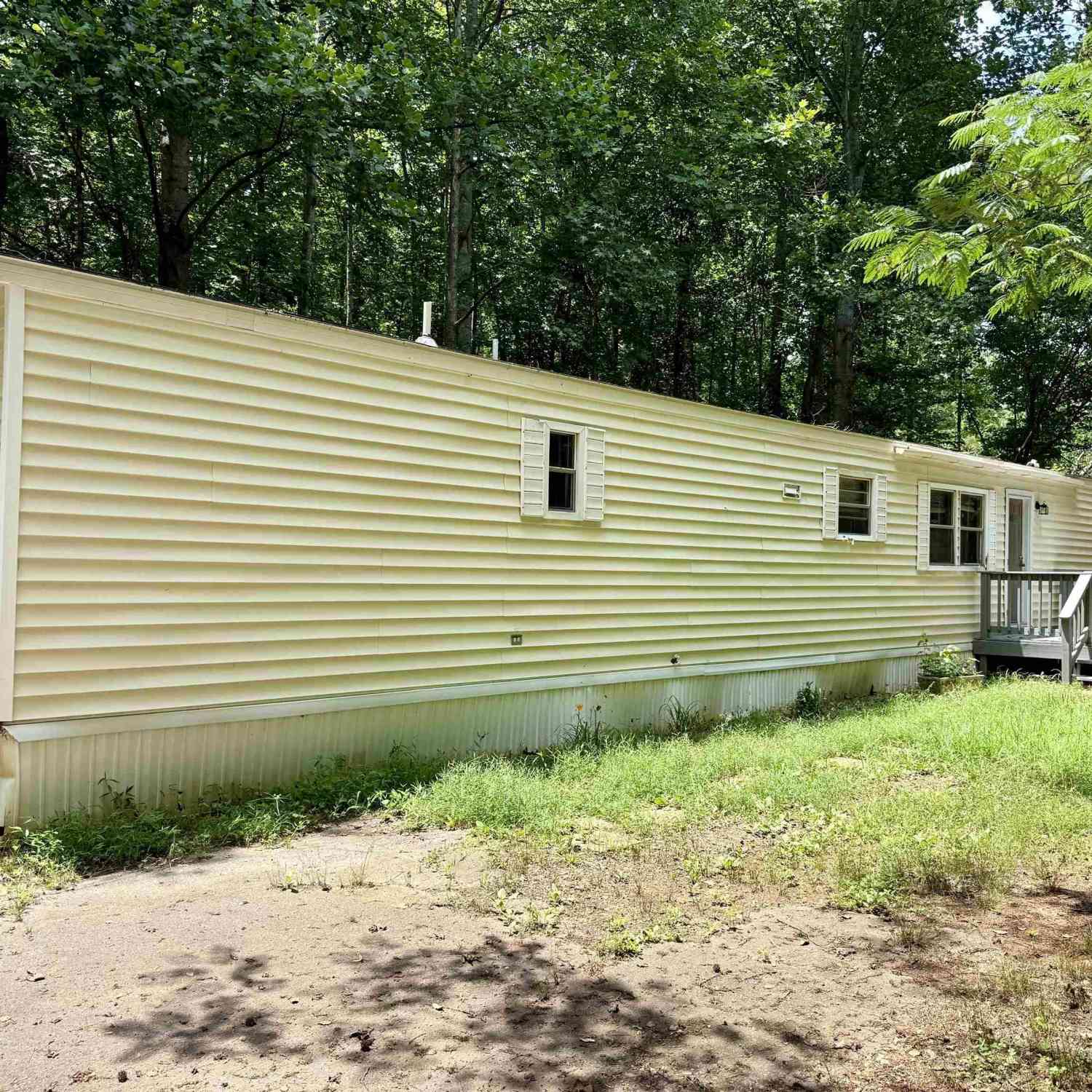 Mobile Home For Sale - 65 Randall<br/> Greenville County, Taylors, SC 29687
