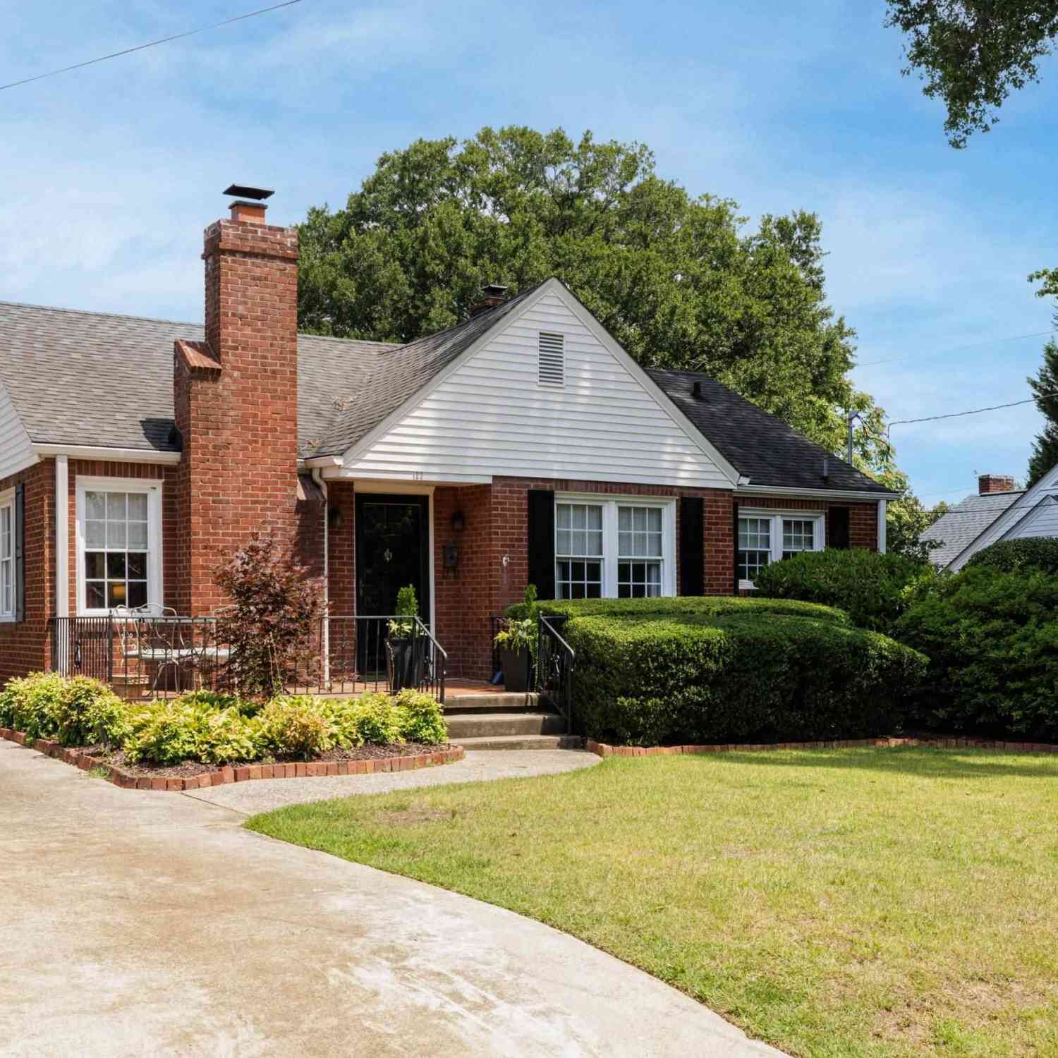 Homes For Sale - 127 Cureton<br/> Greenville, SC 29605