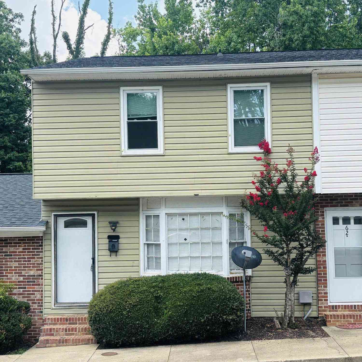 Townhouse For Sale - 64 Pine Creek Court<br/> Greenville, SC 29605