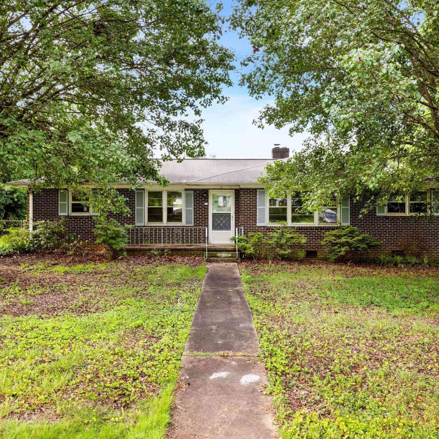 Homes For Sale - 11 Picadilly<br/> Greenville County, Taylors, SC 29687