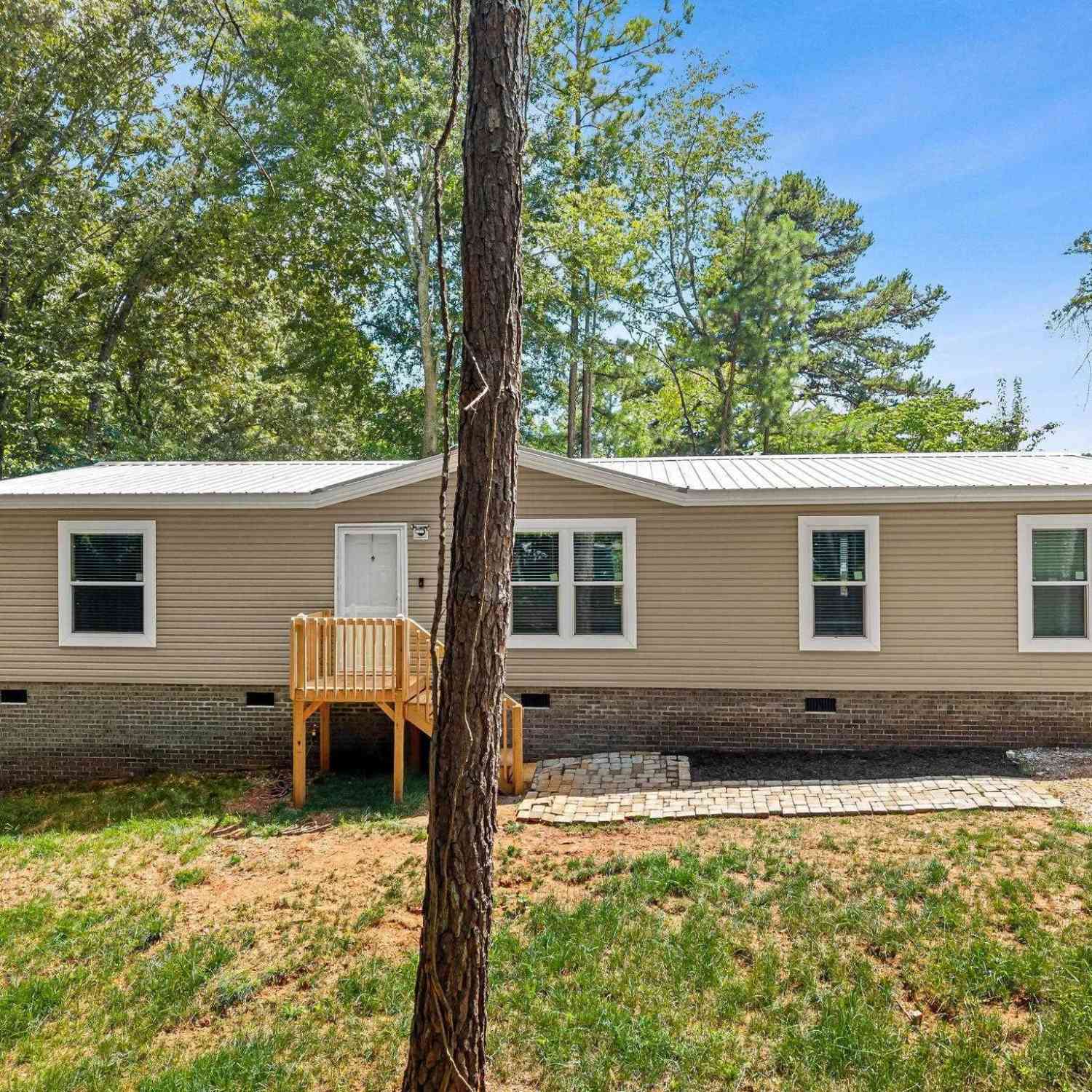 Homes For Sale - 1059 Arnold<br/> Anderson County, Anderson, SC 29625