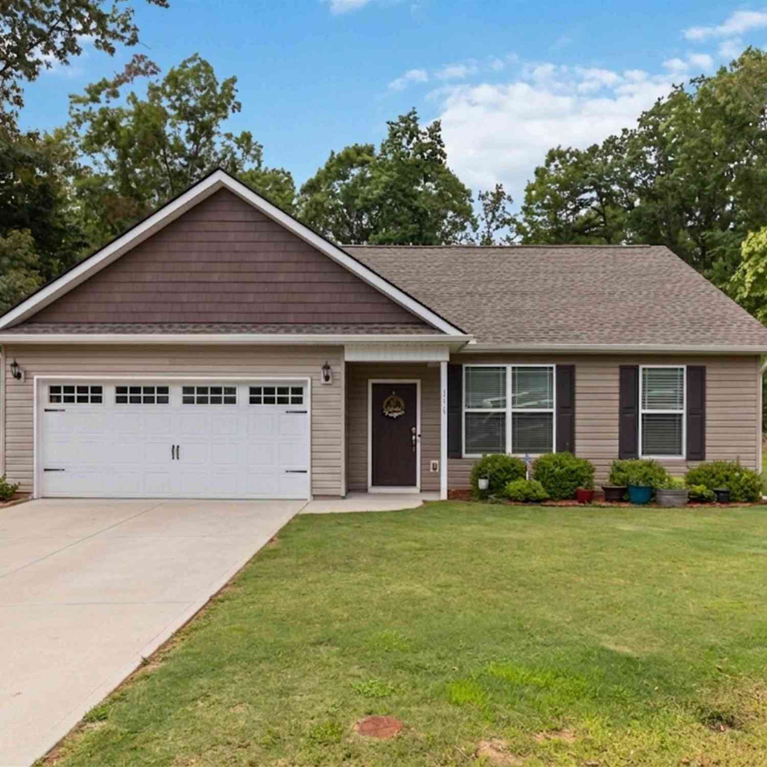 Homes For Sale - 136 N Forest<br/> Greenville County, Marietta, SC 29661