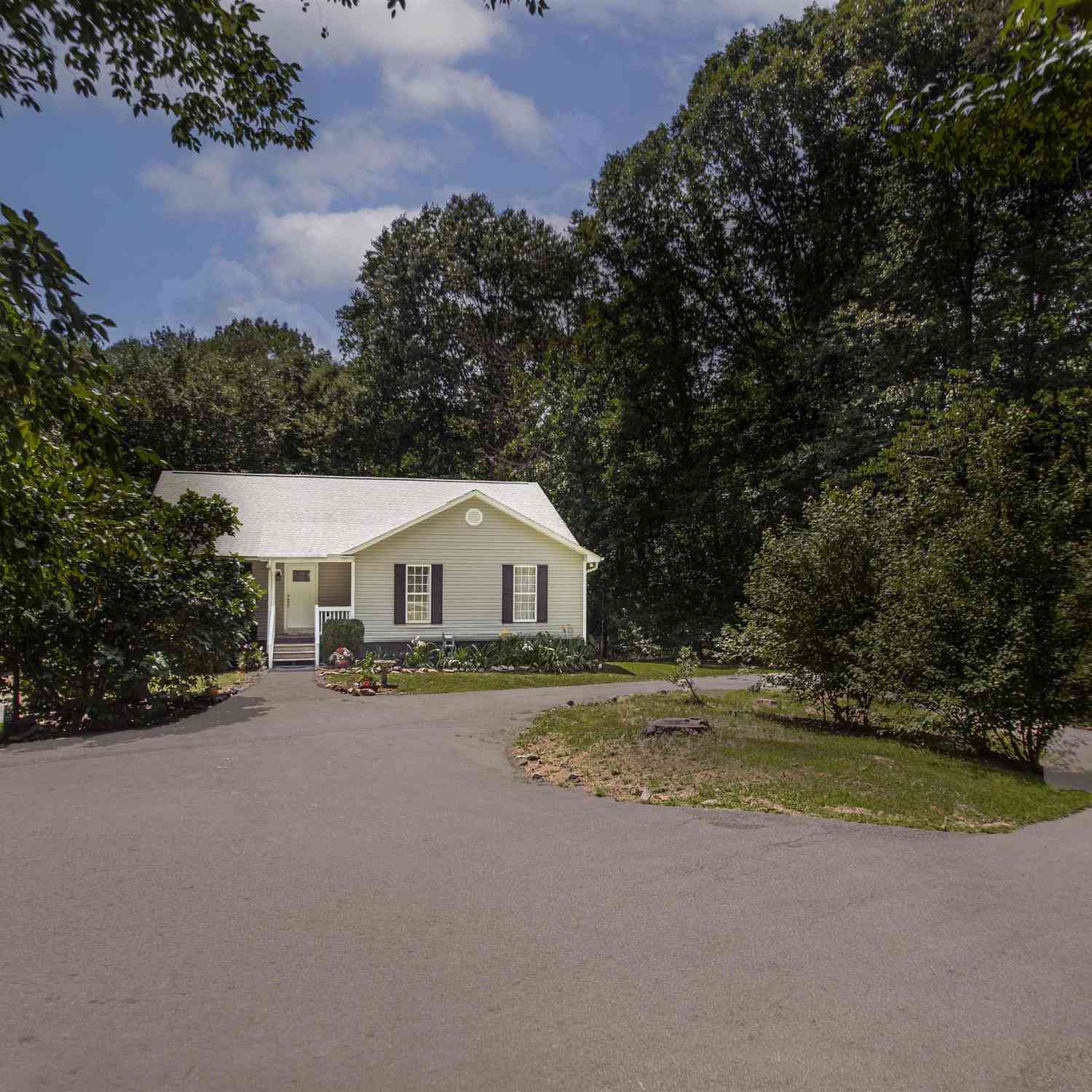 Homes For Sale - 181 Crowe Creek Church<br/> Six Mile, SC 29682