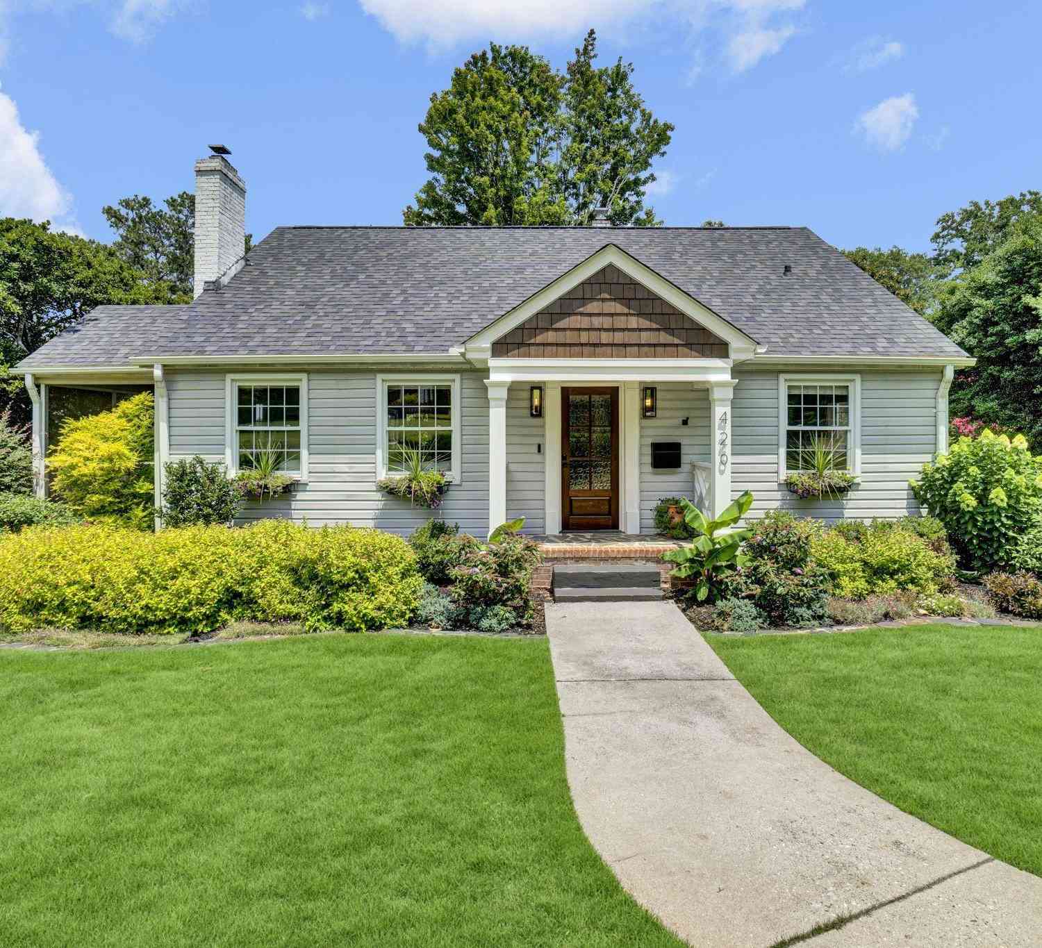 Homes For Sale - 420 Longview<br/> Greenville, SC 29605