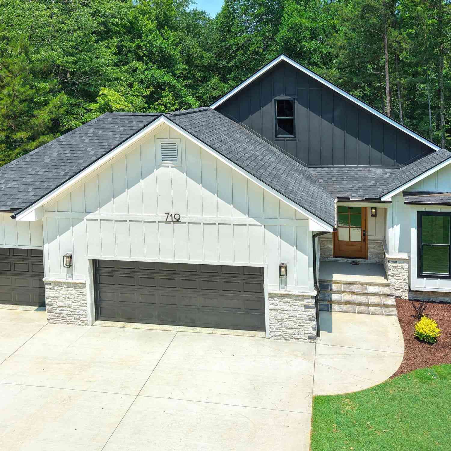 Homes For Sale - 719 Pinson Farm<br/> Anderson County, Belton, SC 29627