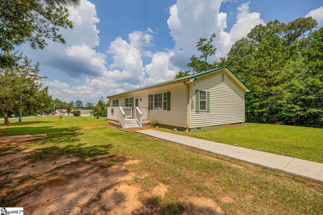 Homes For Sale - 2585 Pineland Shores<br/> Cross Hill, SC 29322