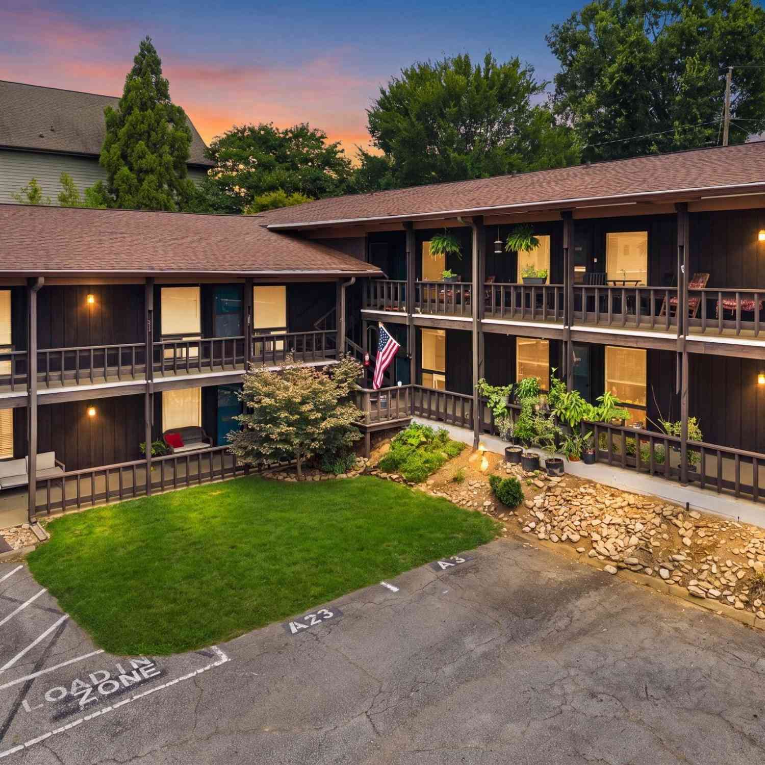 Condo For Sale - 311 W Earle<br/> Greenville, SC 29609