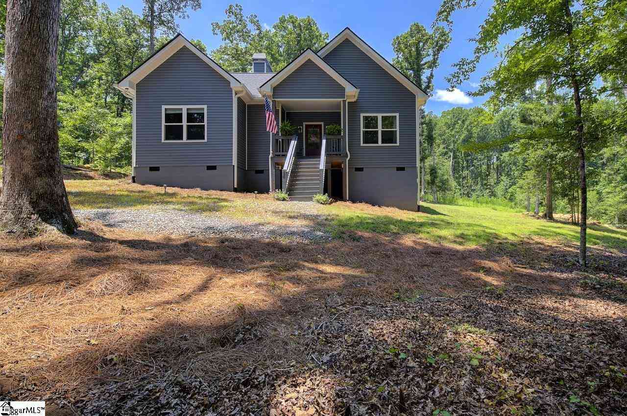 Homes For Sale - 54 Lakeview<br/> Fountain Inn, SC 29644