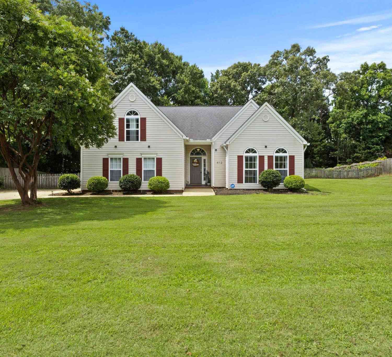 Homes For Sale - 412 Ashley Oaks<br/> Moore, SC 29369