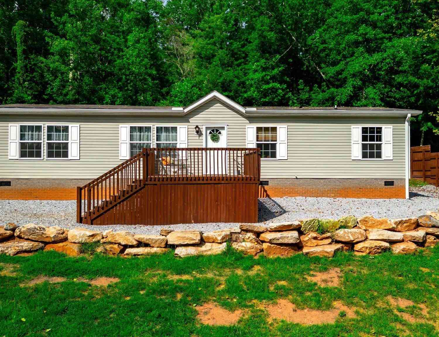 Mobile Home For Sale - 230 Durham Mill<br/> Pickens County, Pickens, SC 29671