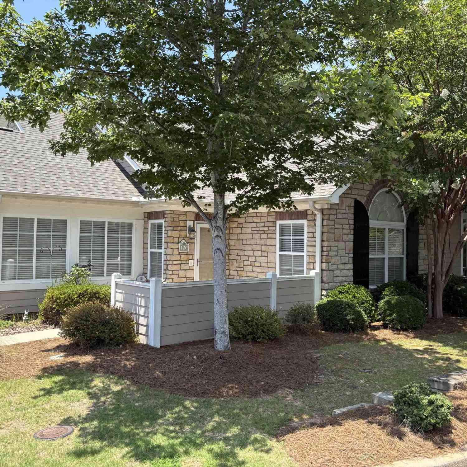 Condo For Sale - 120 High Hat<br/> Greenville, SC 29617