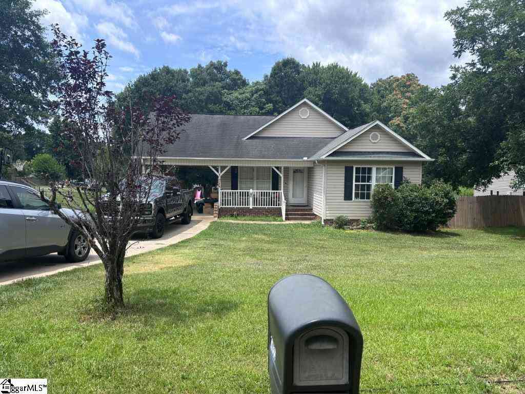 Homes For Sale - 1405 Bishop<br/> Inman, SC 29349