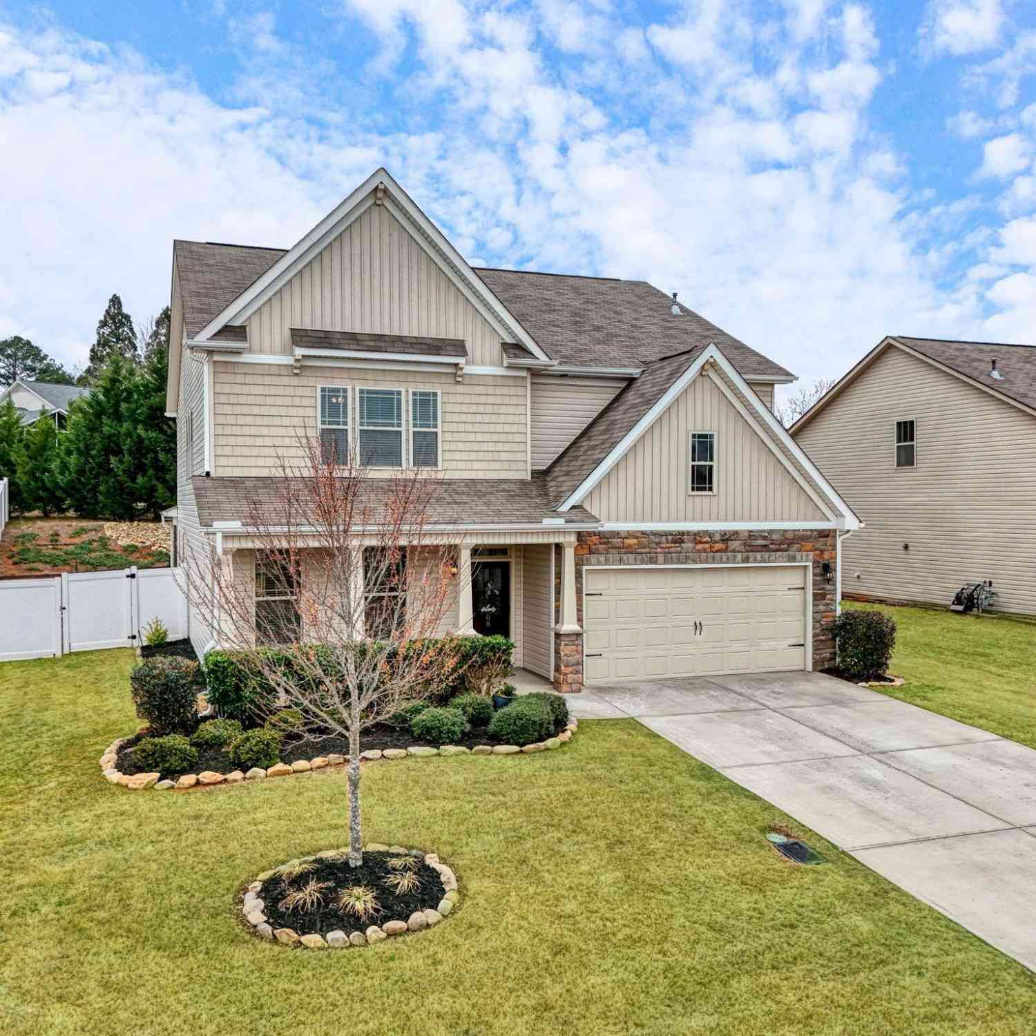 Homes For Sale - 108 Bluebell<br/> Easley, SC 29642