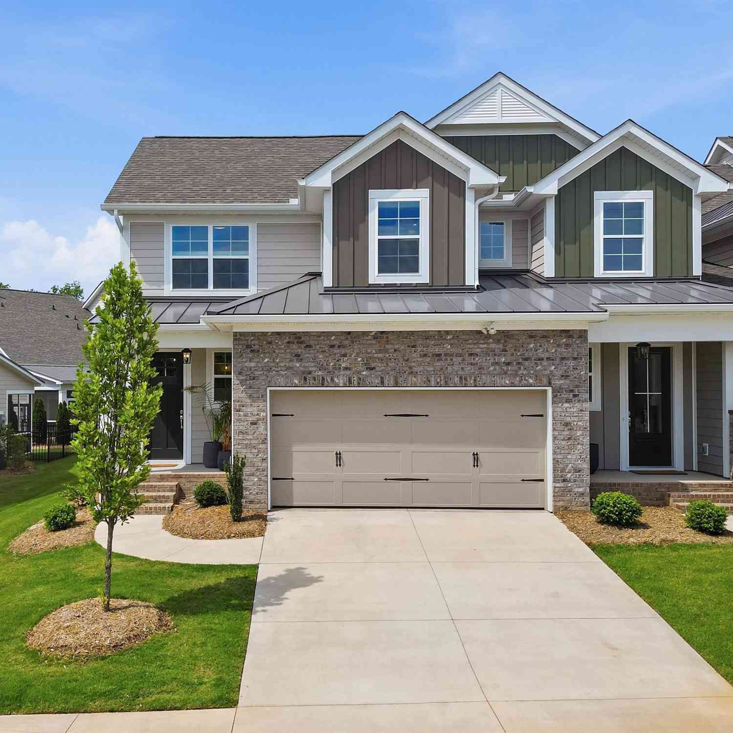 Townhouse For Sale - 55 Hensley<br/> Greenville County, Greenville, SC 29607