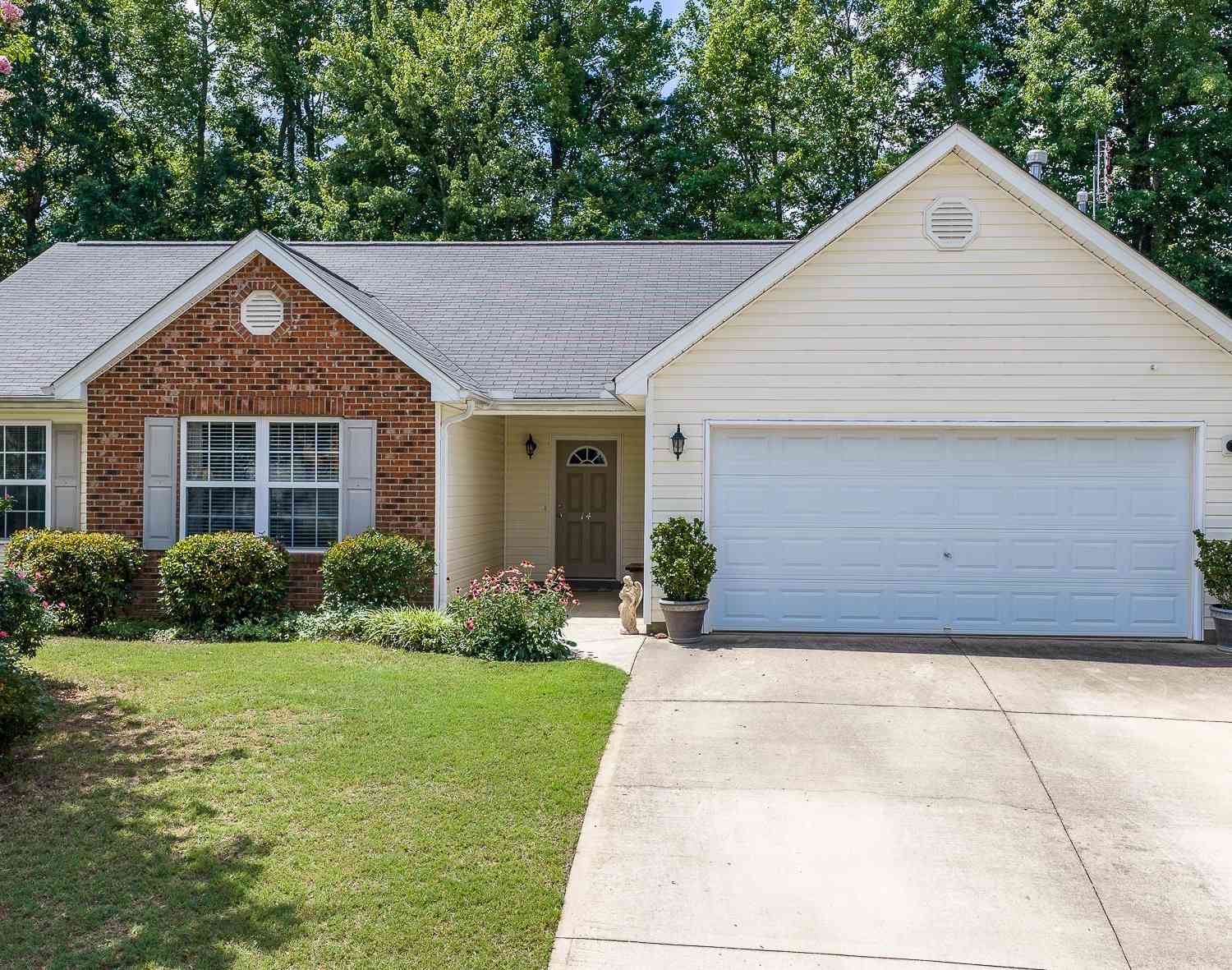 Homes For Sale - 14 Granite Woods<br/> Greer, SC 29650